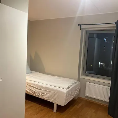 Daire 4-bedroom-apt For 7/oslo Central