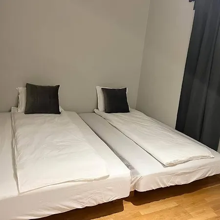 4-bedroom-apt For 7/oslo Central Appartamento